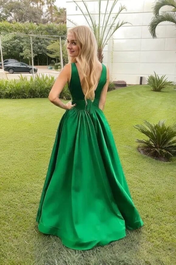A-line V Neck Sleeveless Long/Floor-Length Satin Prom Dresses With Pleated A-line V Neck Sleeveless Long/Floor-Length Satin Prom Dresses With Pleated