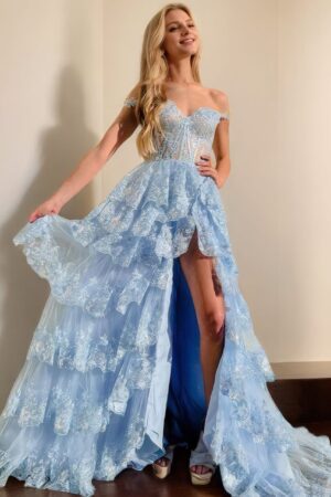A-Line/Princess Tulle Lace Straps Sleeveless Court Train Prom Dresses