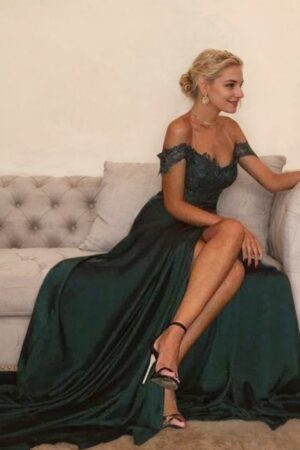 A-Line/Princess Off-the-Shoulder Sleeveless Sweep/Brush Train Lace Silk like Satin Prom Dresses