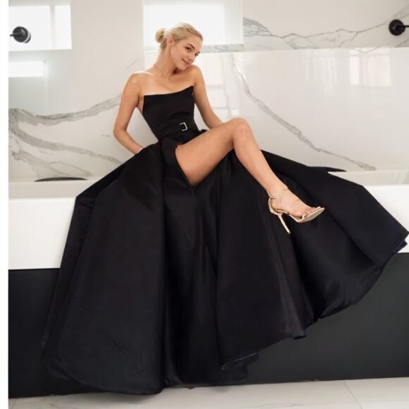 A-line Square Neckline Long/Floor-Length Satin Prom Dresses With Pockets Split A-line Square Neckline Long/Floor-Length Satin Prom Dresses With Pockets Split