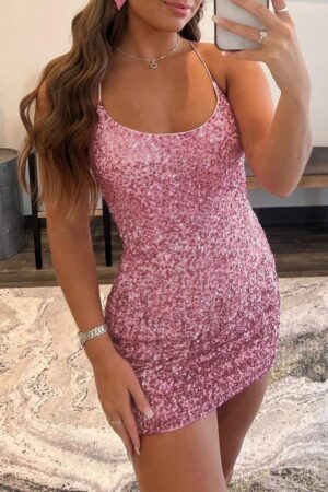 Sheath/Column Scoop Neck Sleeveless Short/Mini Velvet Sequins Homecoming Dress-0