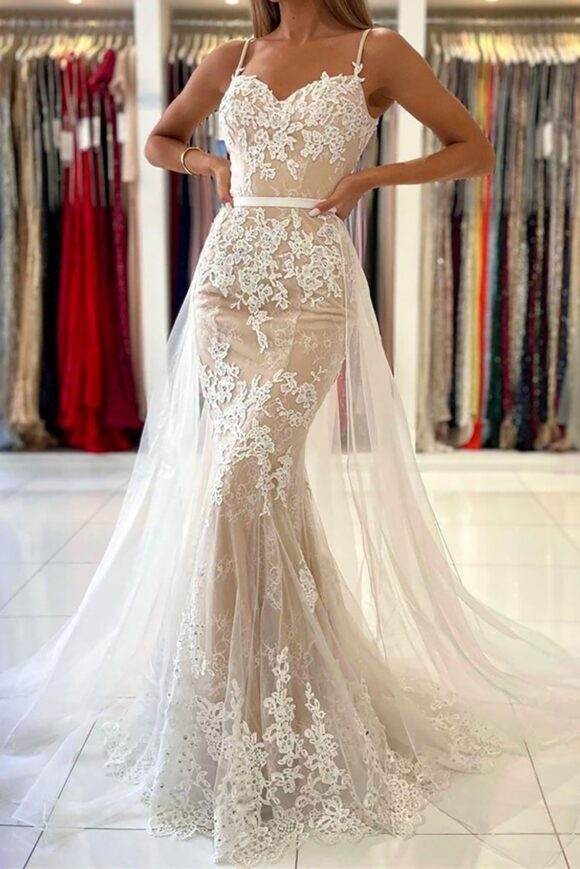 Trumpet/Mermaid Spaghetti Straps Court Train Lace Tulle Prom Dresses With Waistband Trumpet/Mermaid Spaghetti Straps Court Train Lace Tulle Prom Dresses With Waistband