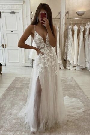 A-Line/Princess Tulle Applique V-neck Sleeveless Sweep/Brush Train Wedding Dresses-0