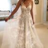 A-Line/Princess V-neck Sleeveless Sweep/Brush Train Applique Tulle Wedding Dresses-0