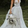 A-Line/Princess Tulle Lace V-neck Sleeveless Sweep/Brush Train Wedding Dresses-0