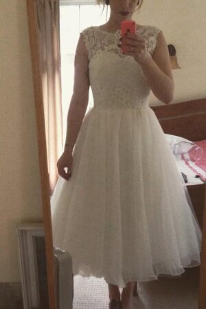 A-line/Princess Bateau Sleeveless Tea-Length Organza Wedding Dress With Lace-0