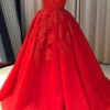 Ball Gown Off-the-Shoulder Sleeveless Court Train Tulle Red Prom Dresses With Pleated Appliqued-0